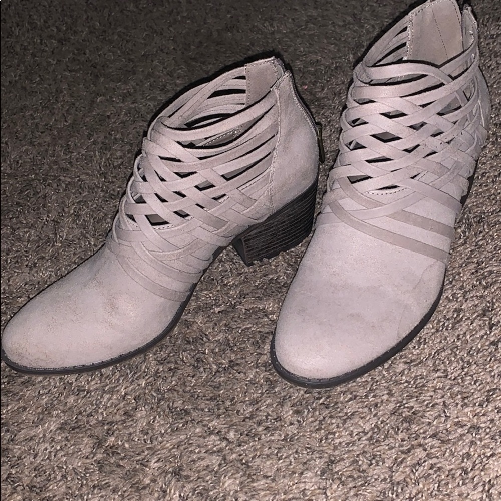 Light gray boots